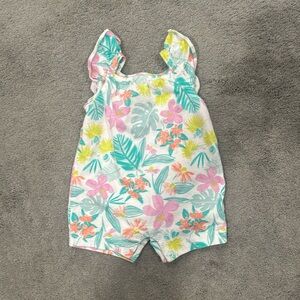 Floral 🌸 sleeveless onesie